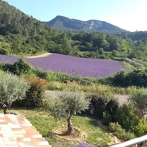 La Benvingude Bed & Breakfast